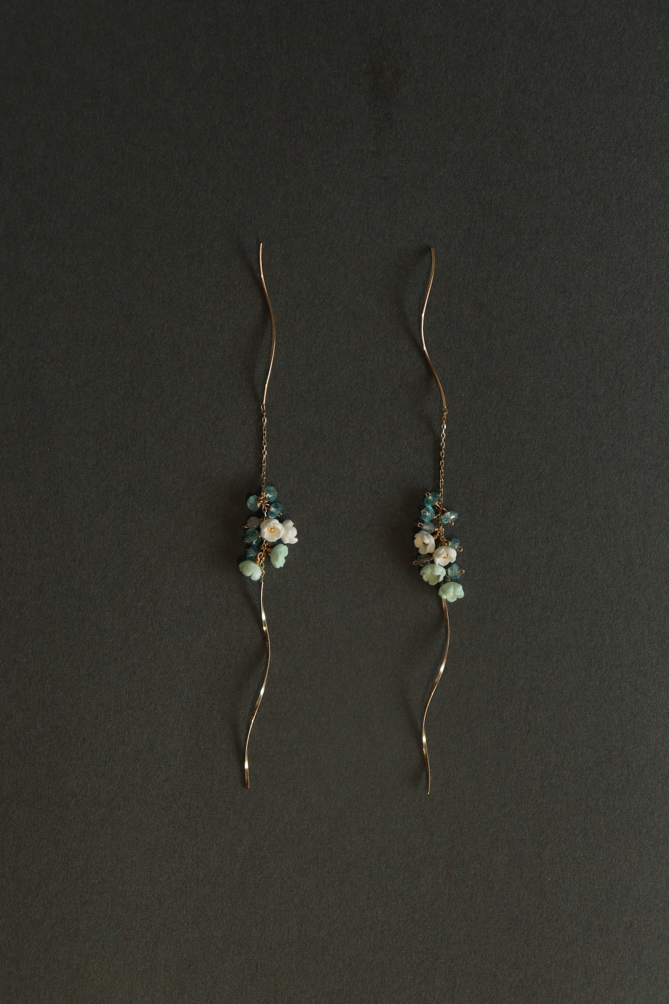 Selieu ハンドメイド 赤紫花のピアス マルチピンクなトルマリンのお花ピアス 【トルマリン スタッド