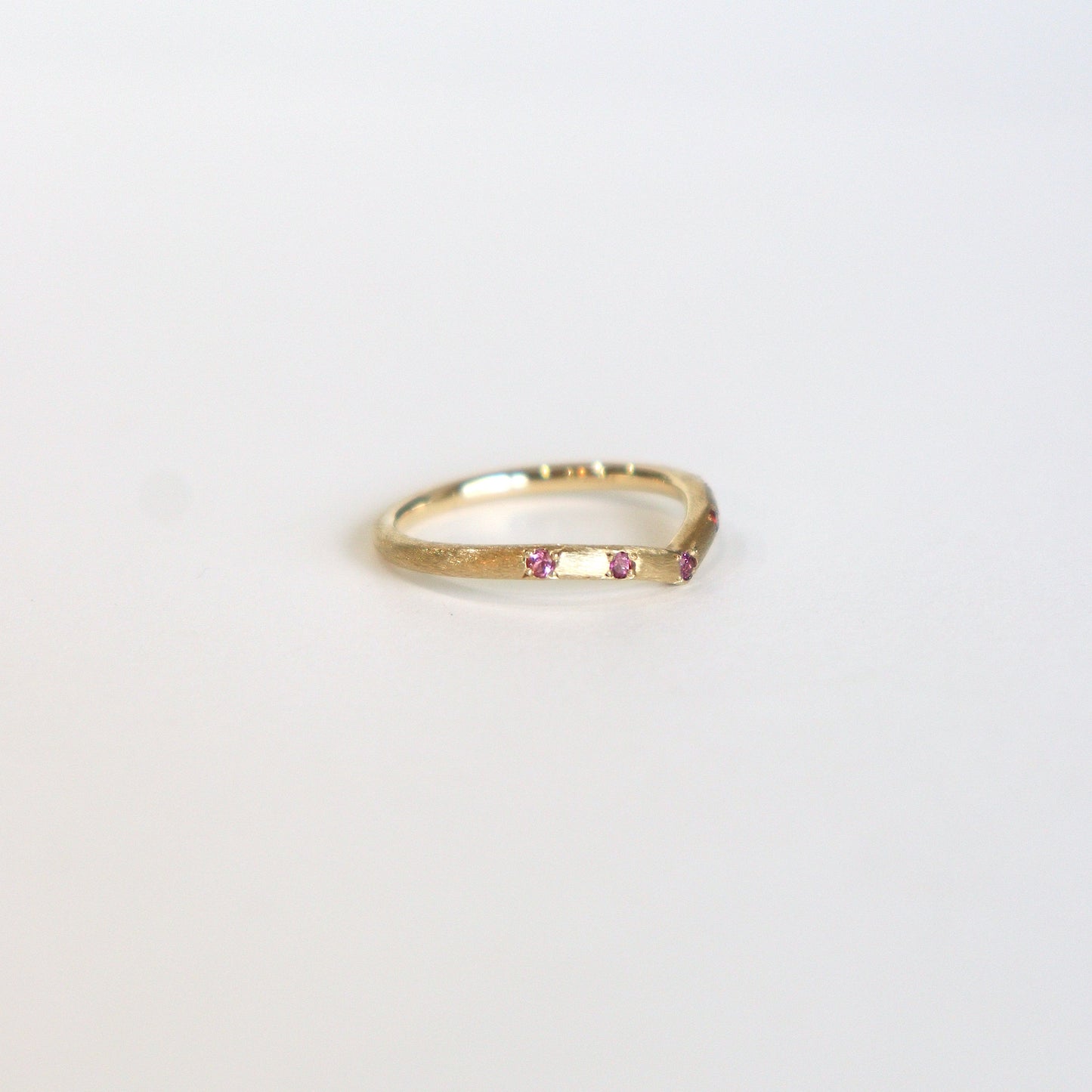 V Ring / Red