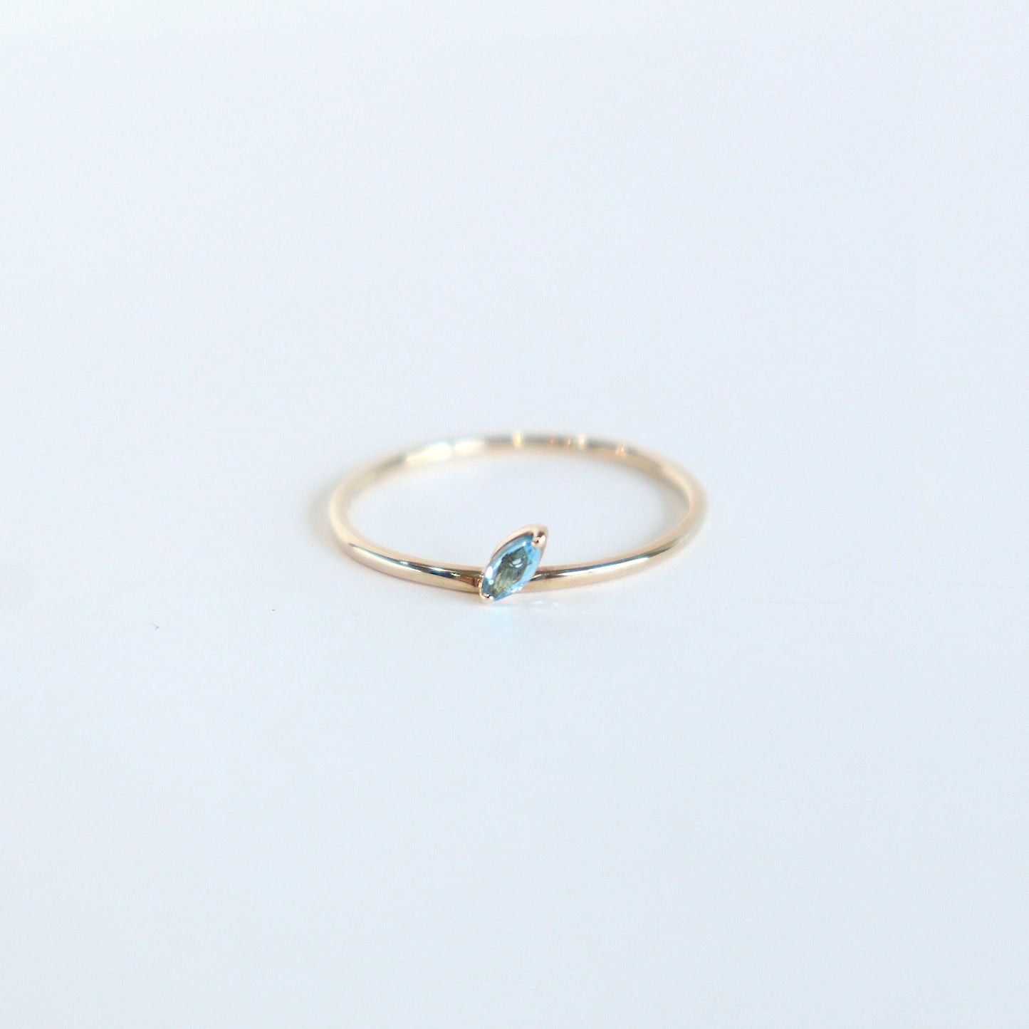 HA Ring ヒトツブナナメ n/Blue Topaz