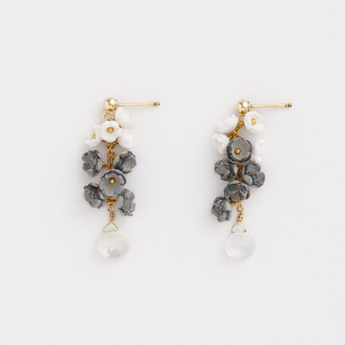 Toki short earrings