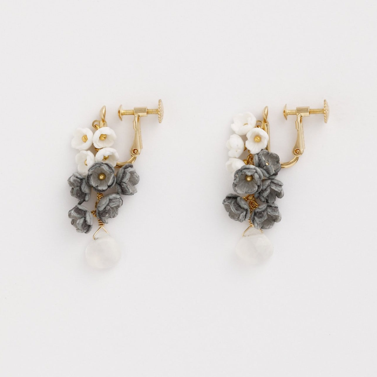 Toki short earrings