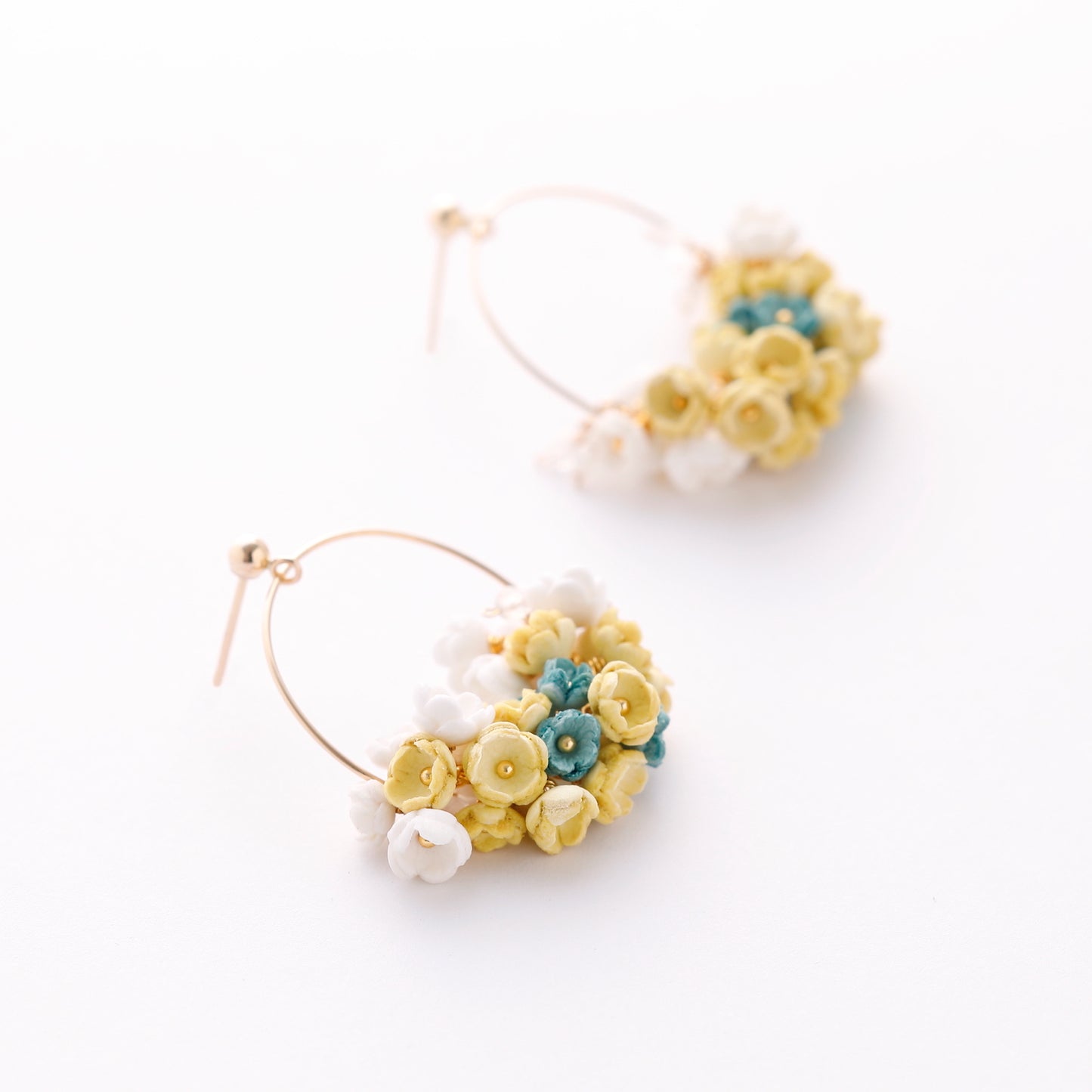 Mimosa large earrings/2 colors